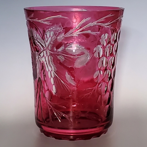 Vntg Cranberry Cut To Clear & Etched Gorgeous 6 3/8" Glass Vase - Picture 6 of 16